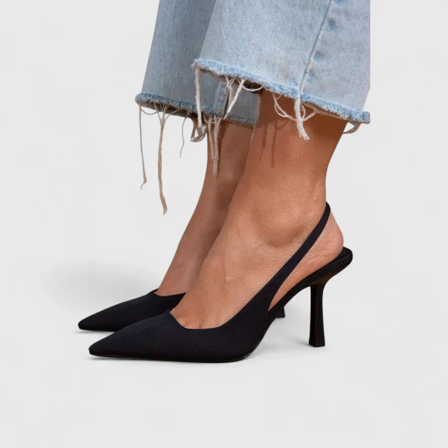 Black / 10