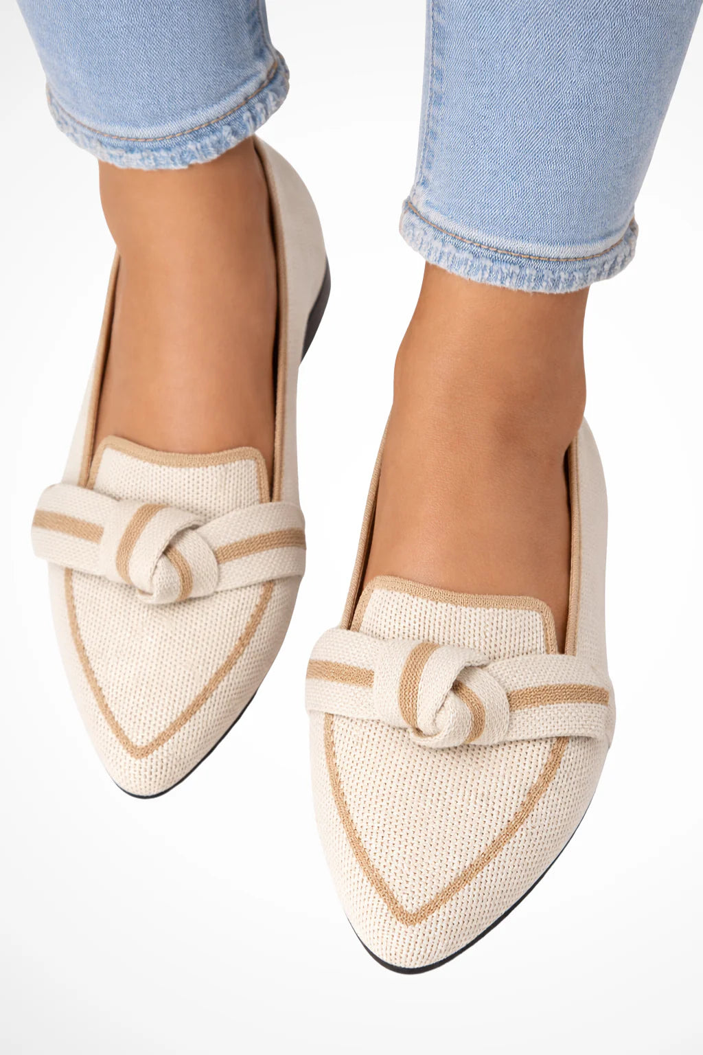 12 / Beige