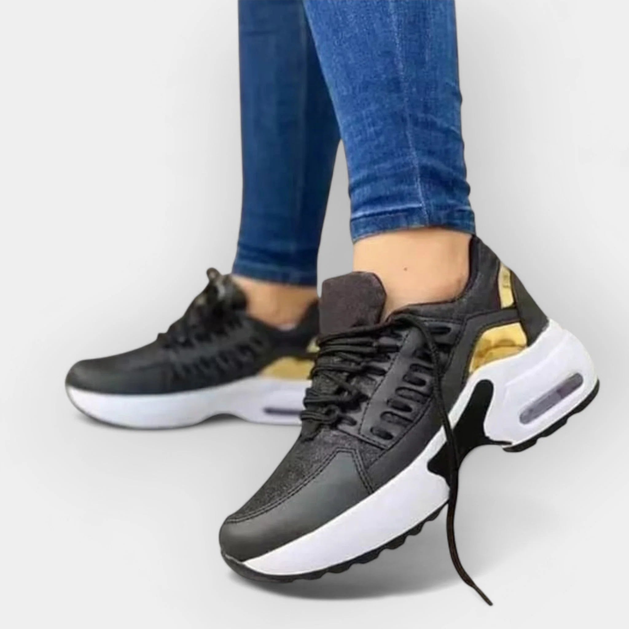 Black / 12