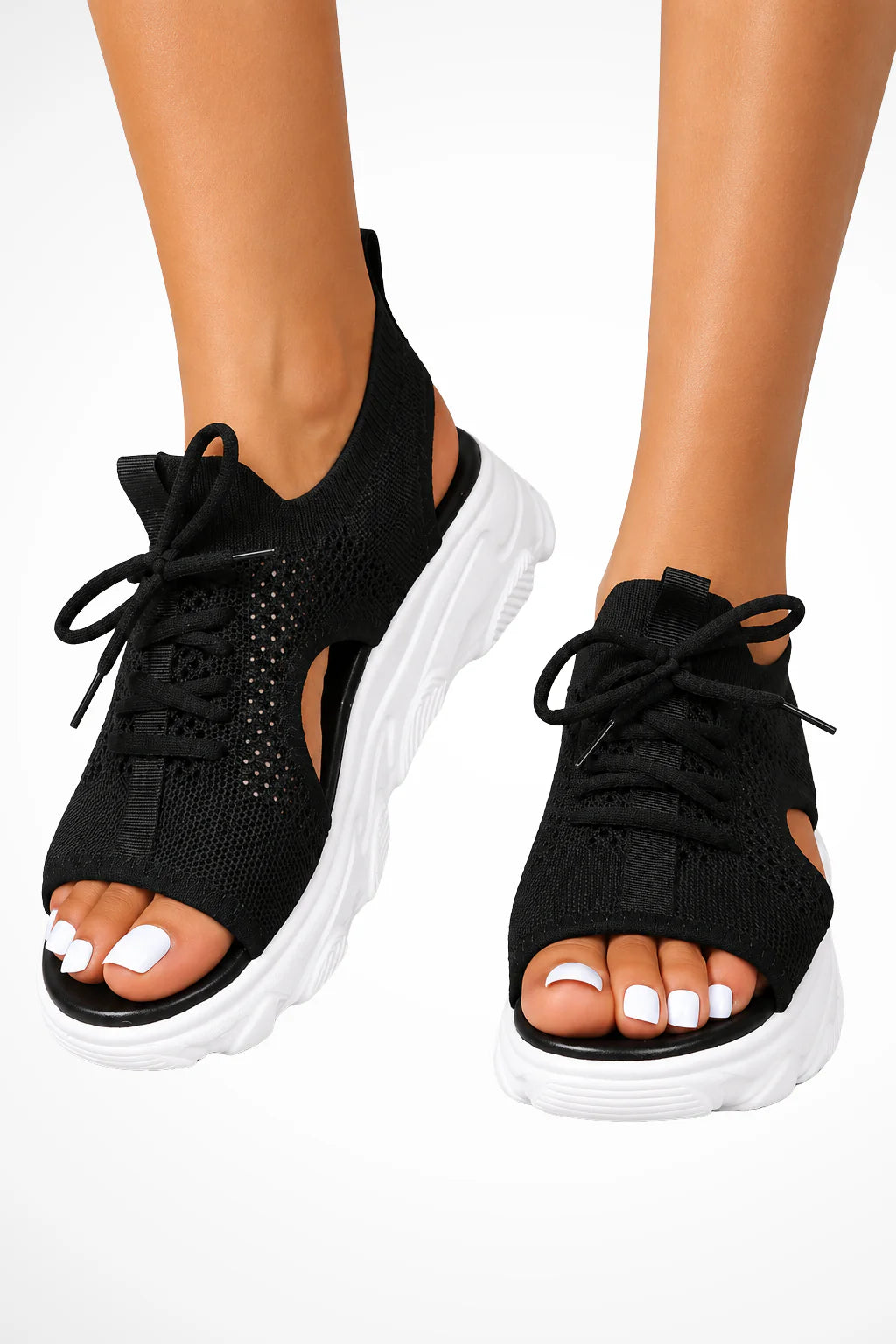 9 / Black