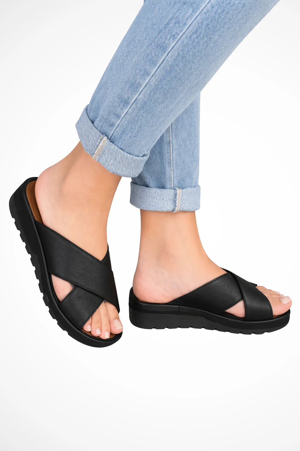 12 / Black