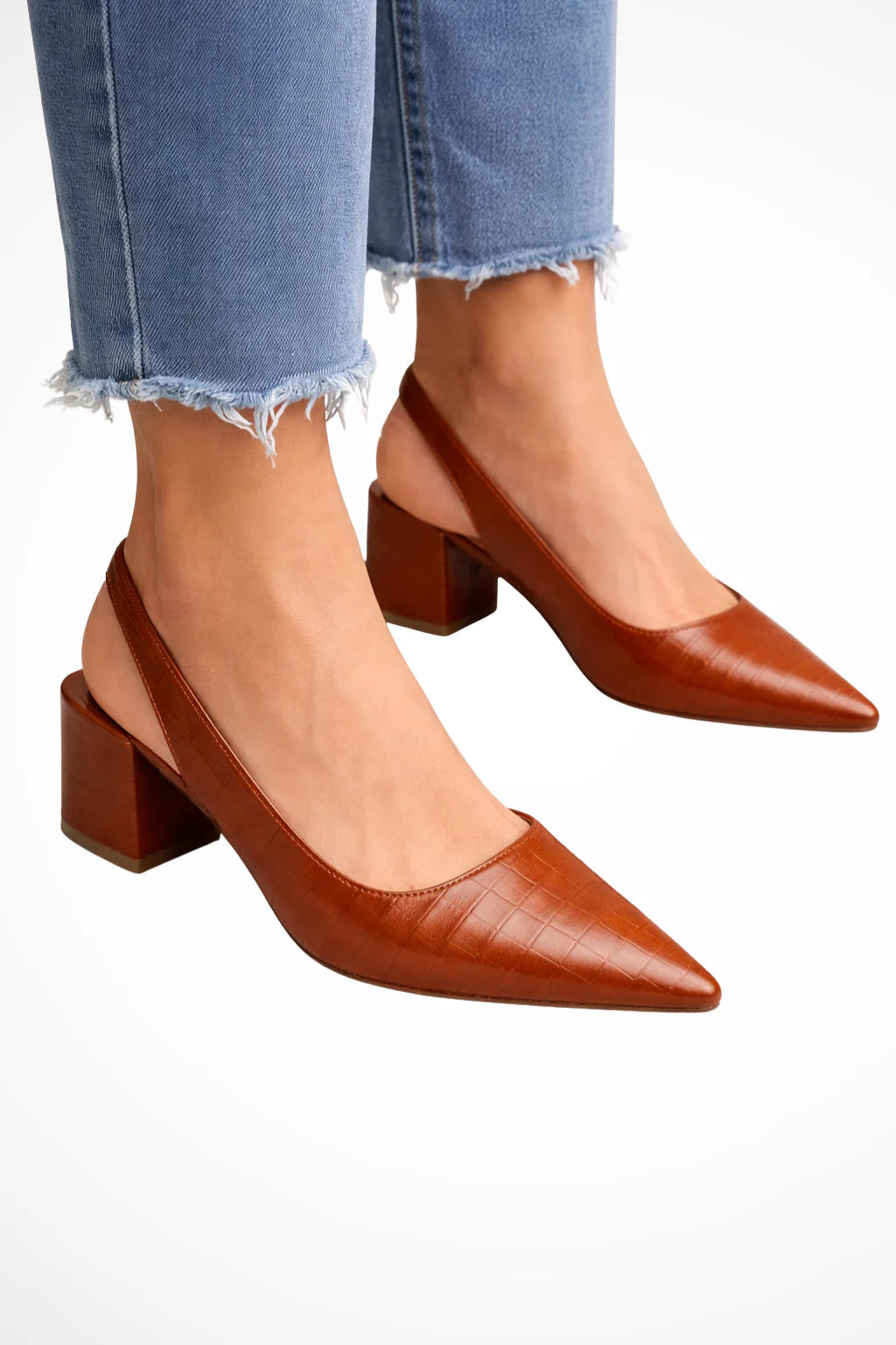 Brown / 11