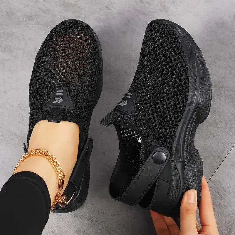 Black / 12