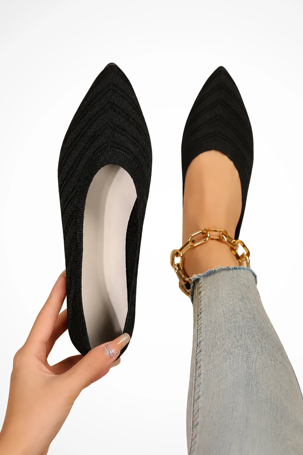 12 / Black