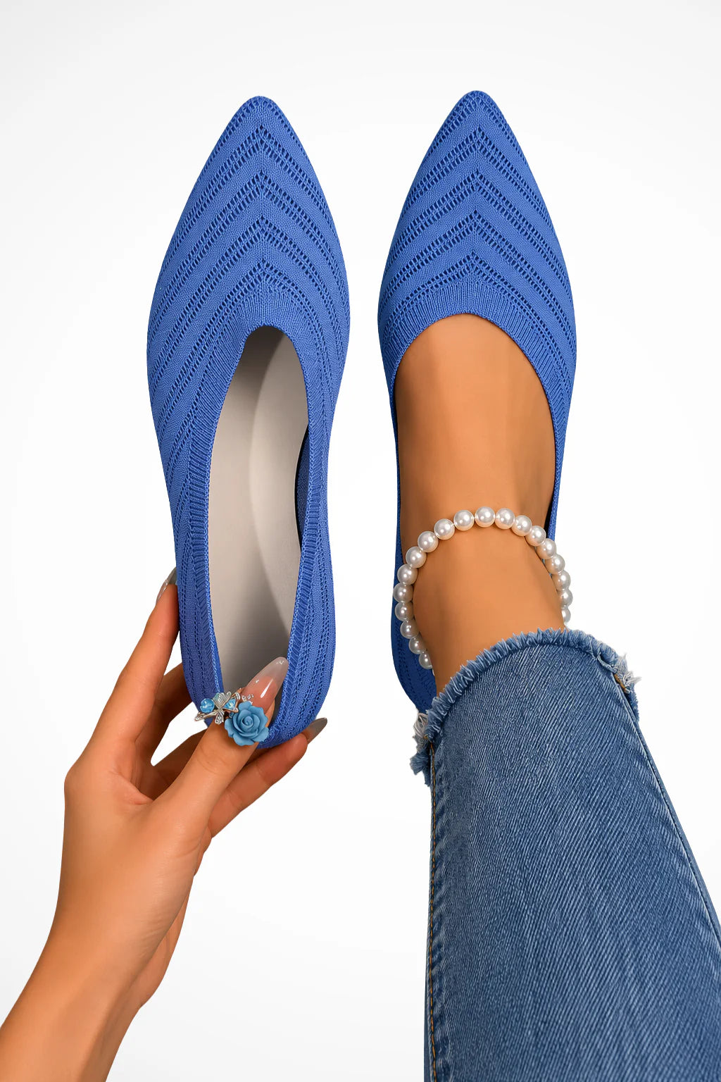 12 / Blue