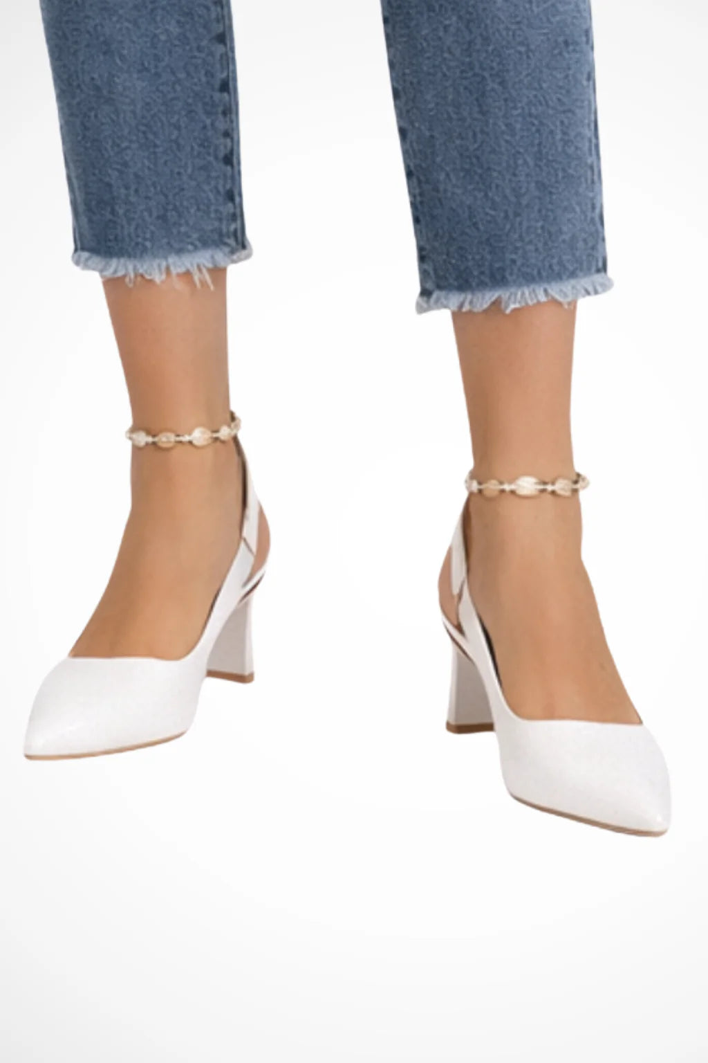 White / 12