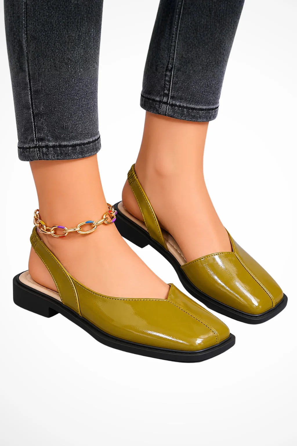 12 / Light Green