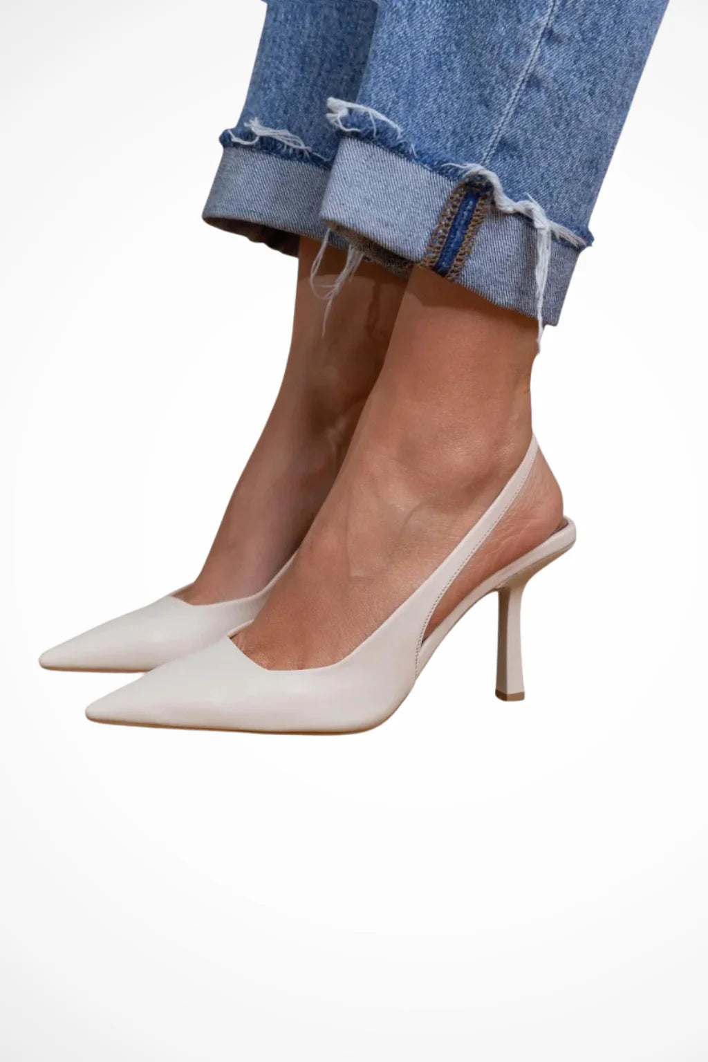 12 / White Leather