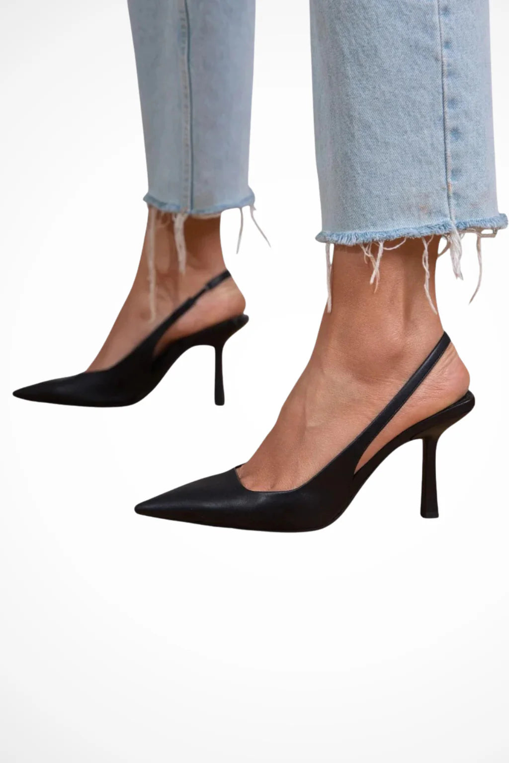 12 / Black Leather