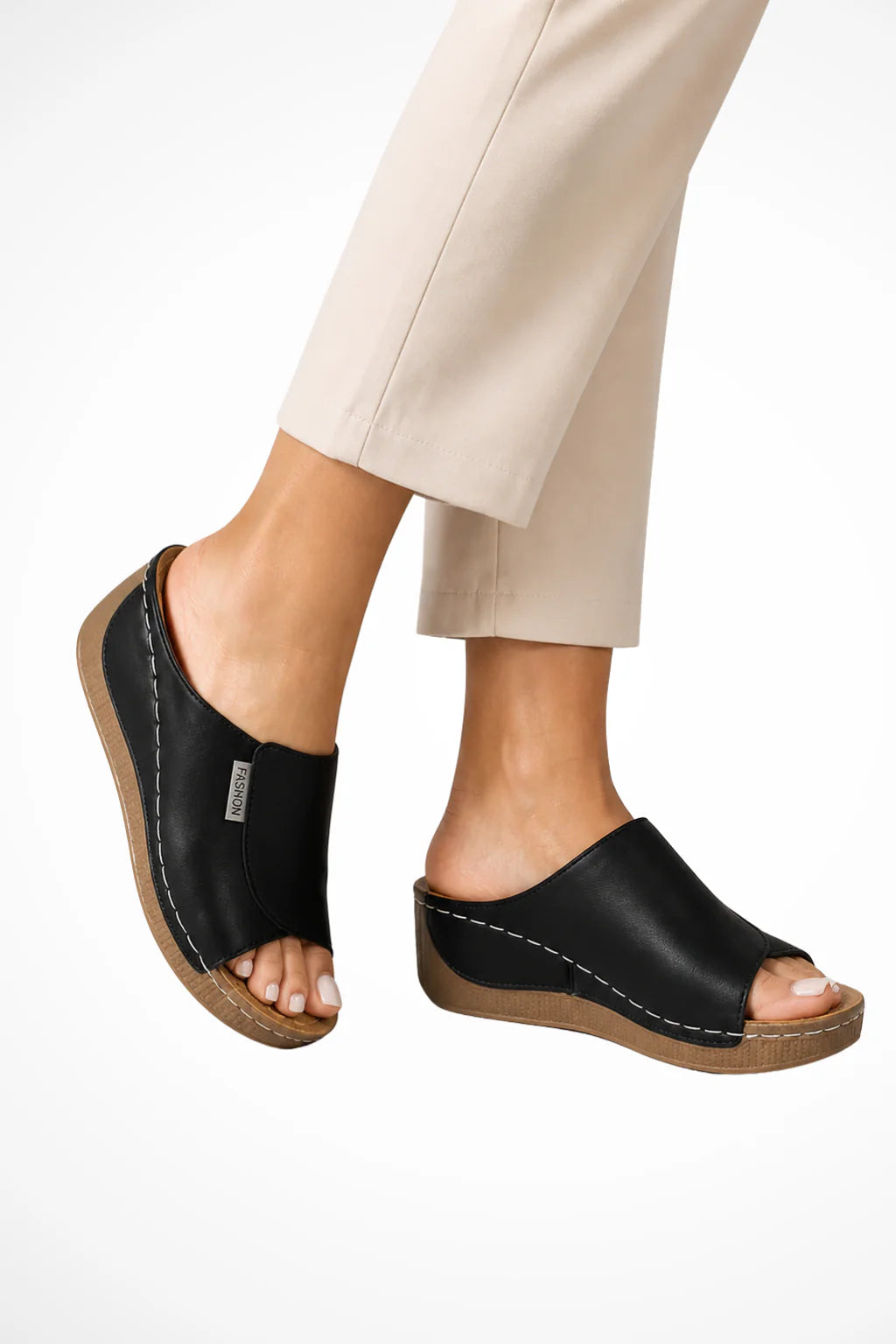 12 / Black