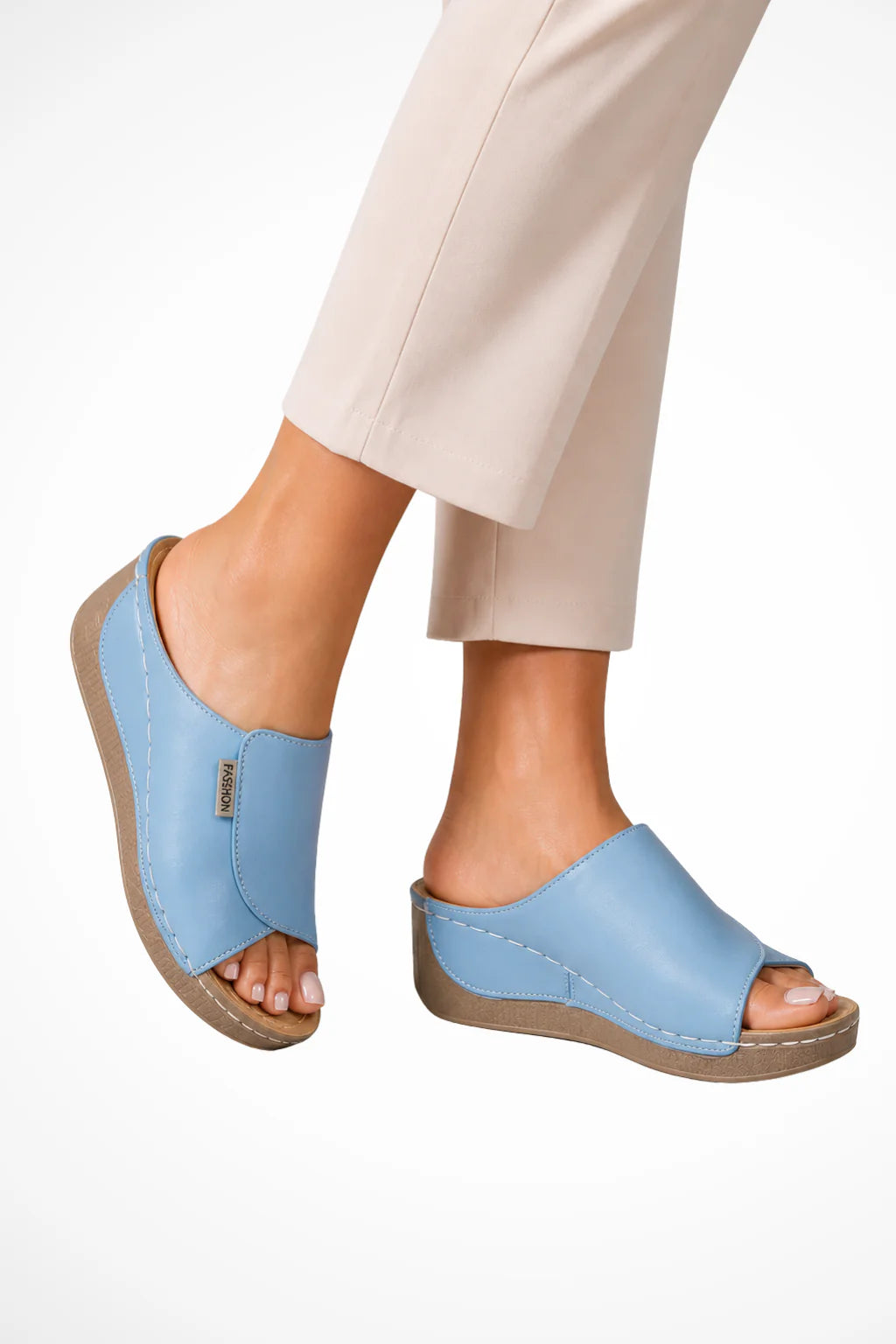 12 / Light Blue